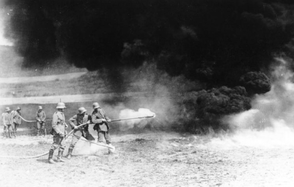 1. Weltkrieg Einsatz von Flammenwerfern